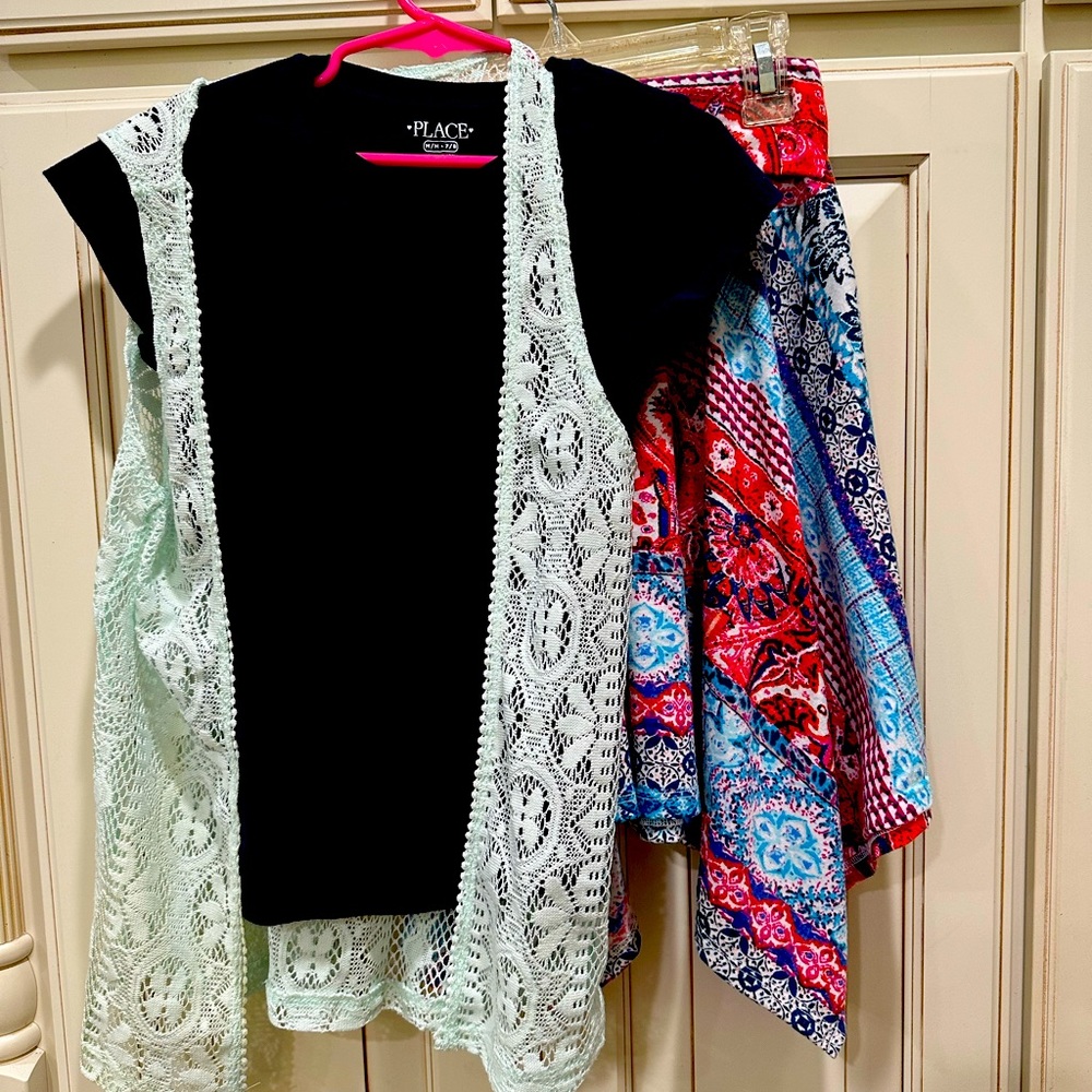 Girls 3-piece bohemian outfit, size 7/8.